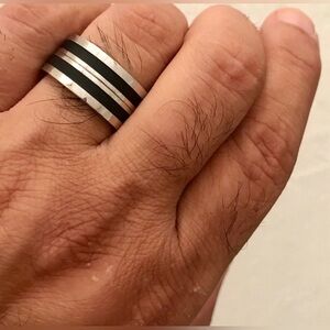 Armani Exchange Men's Silver and Black Striped Band Ring